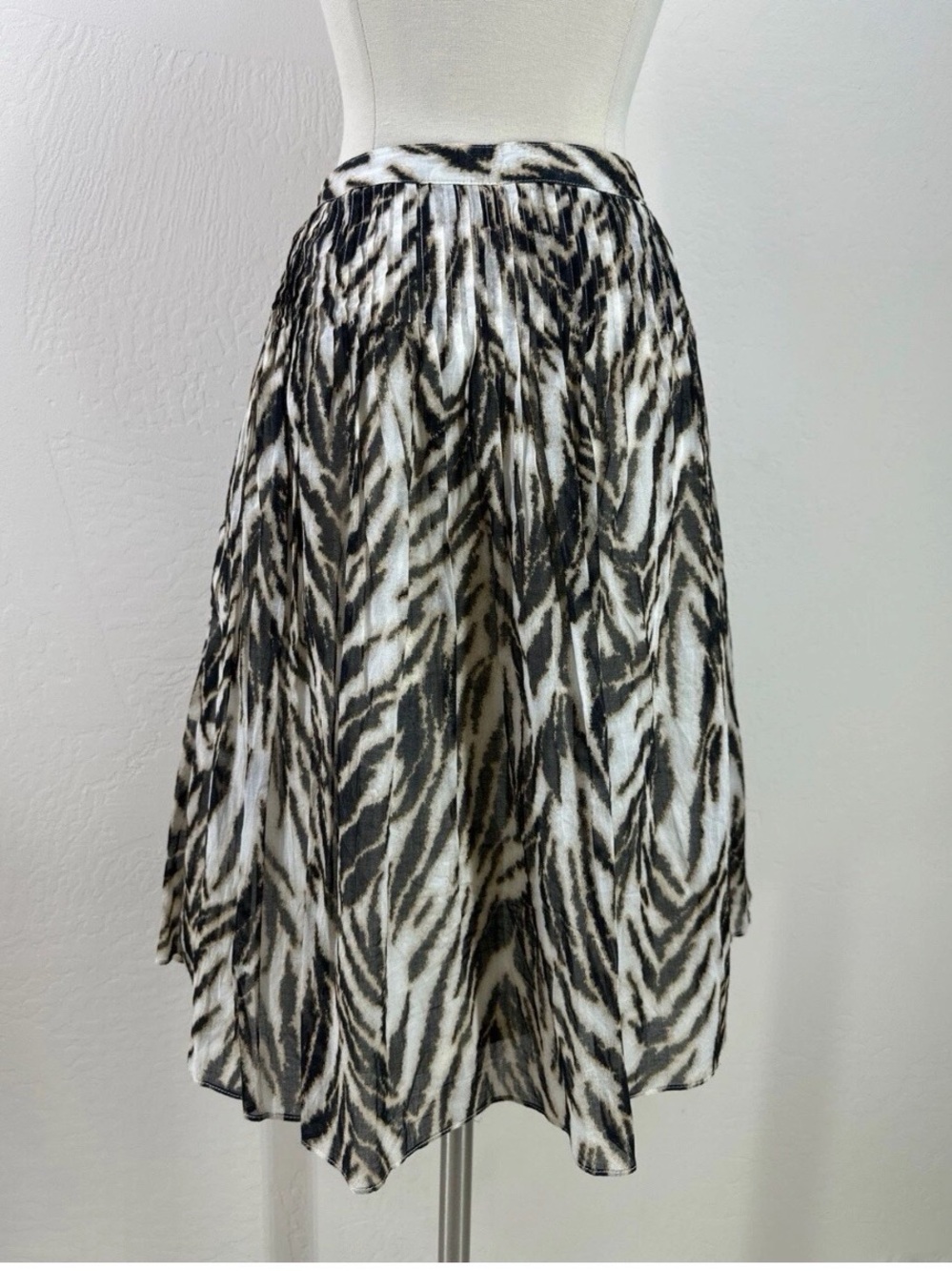Talbots petites 100% Cotton Womens Zebra Print A-Line Skirt